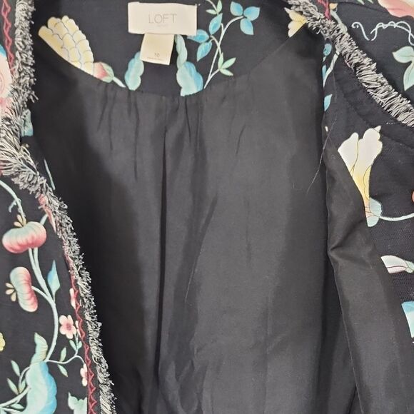 LOFT Black Floral Blazer With Embroidery and Fringe Trim Size 10 - Picture 4 of 10